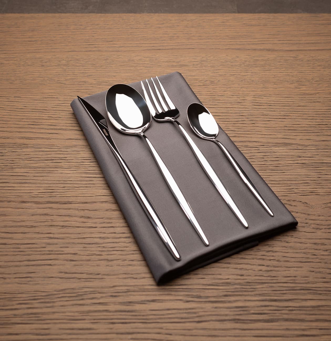 Столовые приборы HN520