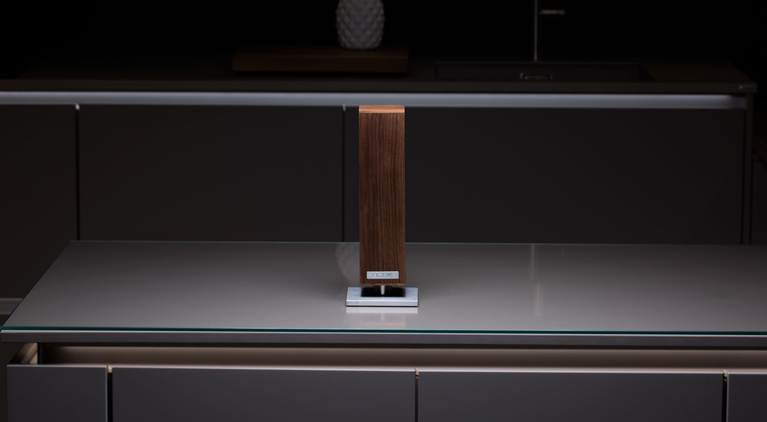 Подставка для ножей магнитная BORK HN581 - фото 3