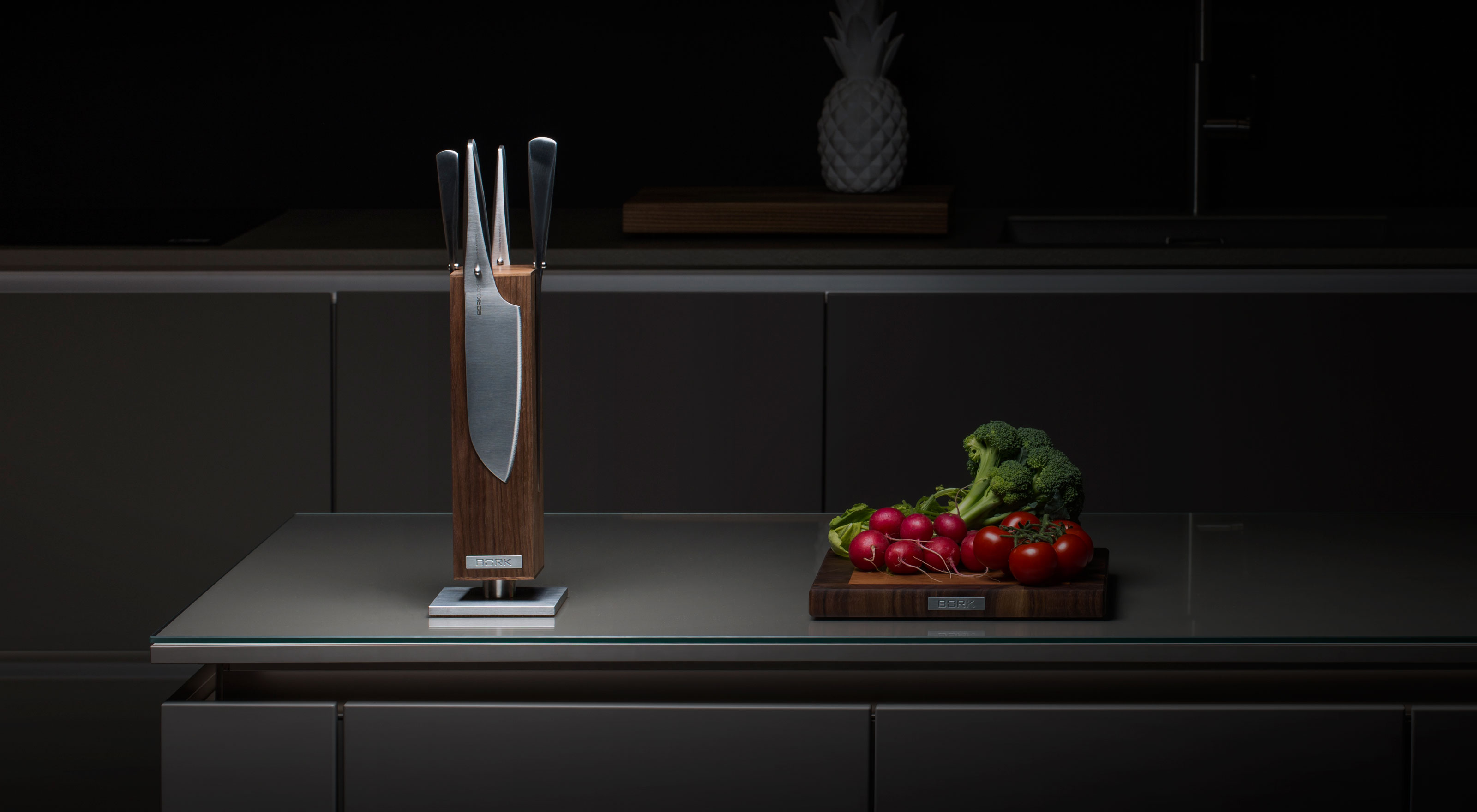 Подставка для ножей магнитная BORK HN581 — купить в официальном интернет-магазине БОРК