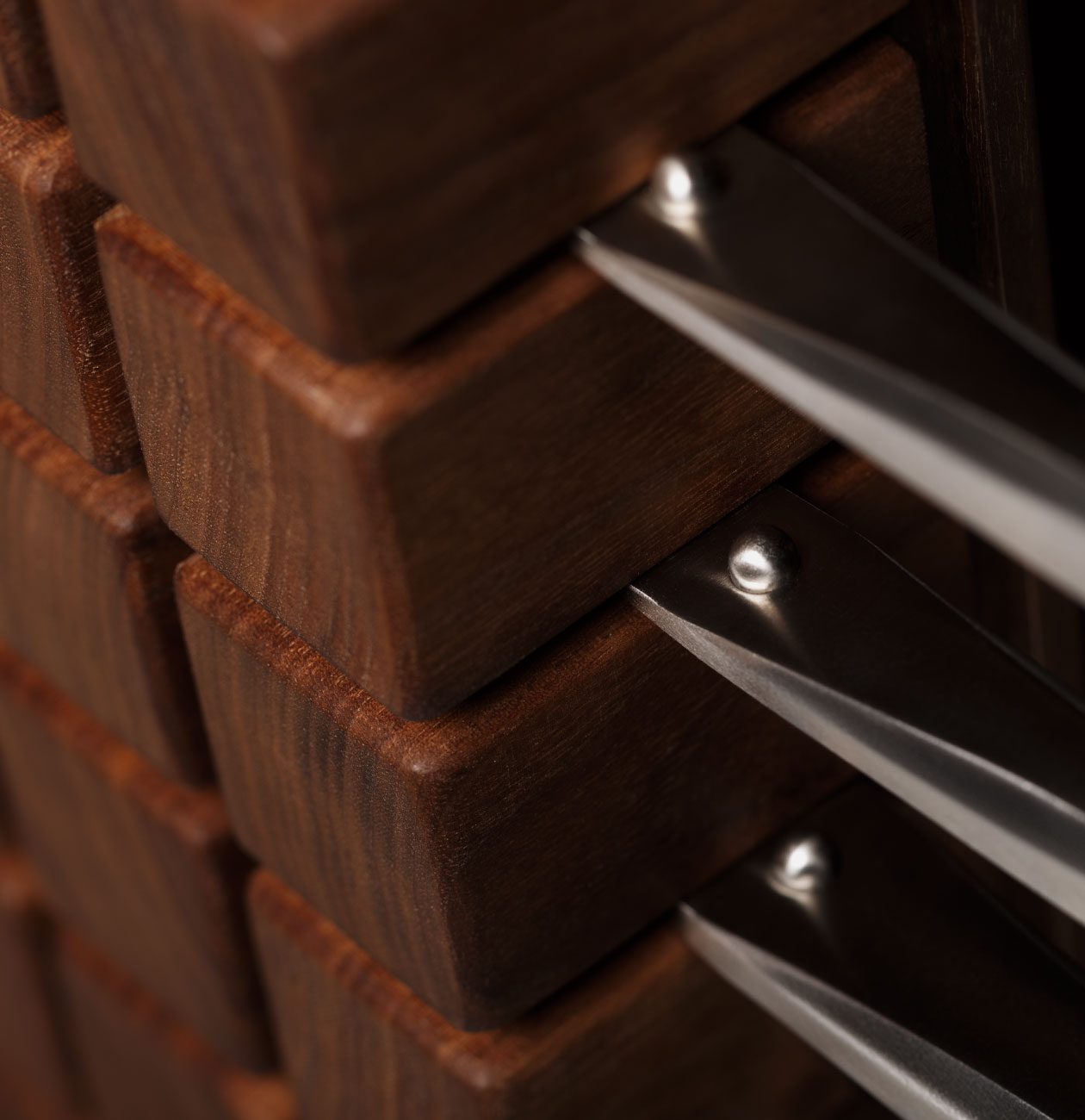 Держатель магнитный для ножей HN800 BORK