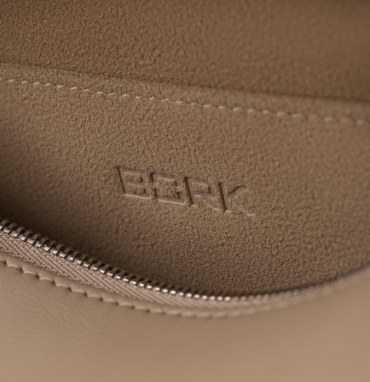 Сумка поясная HL806 BORK