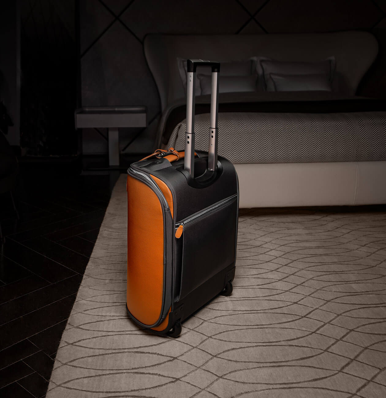 Чемодан HL700 BORK