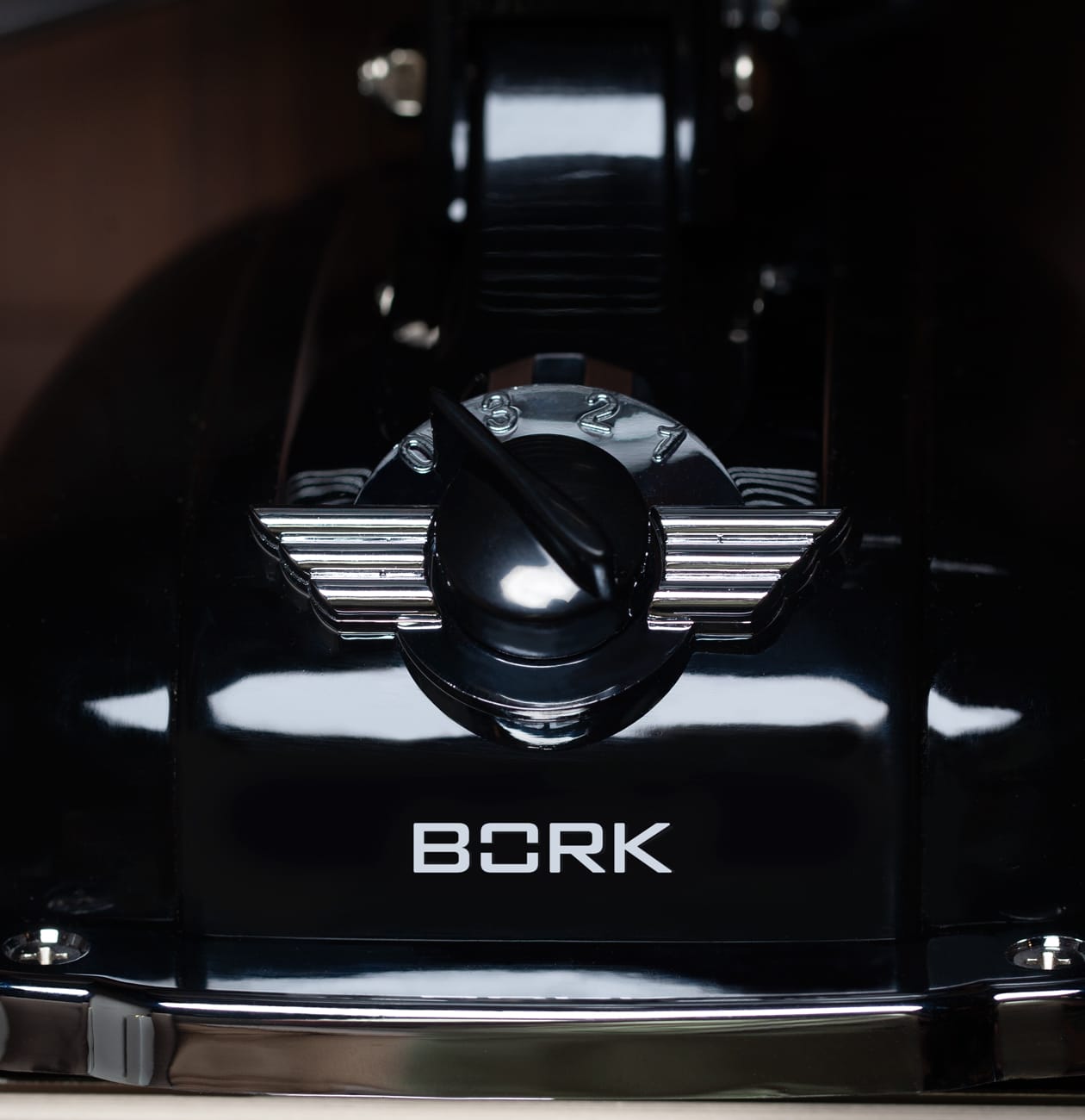 Настольный вентилятор P703BK BORK