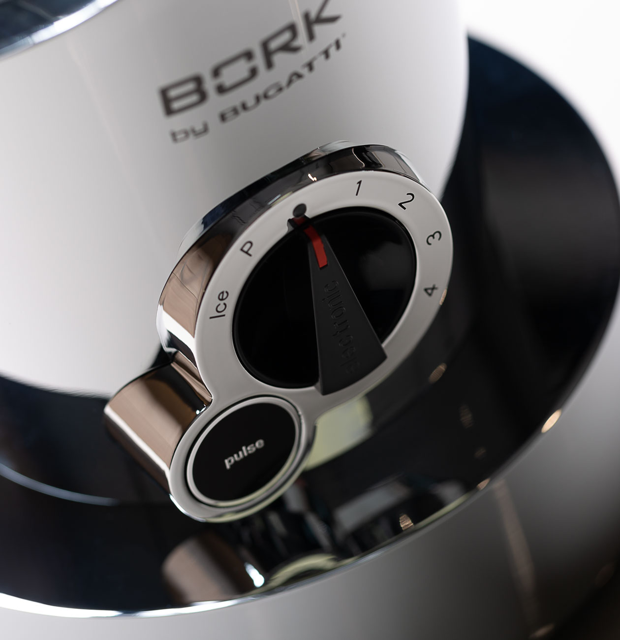 Вакуумный блендер B601 BORK