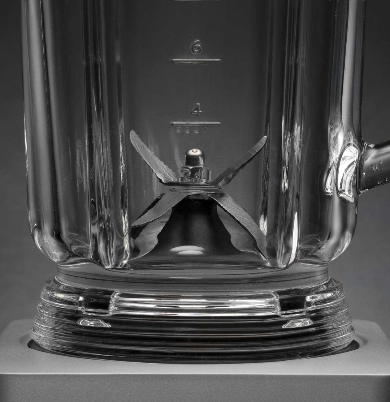 Блендер B780 BORK