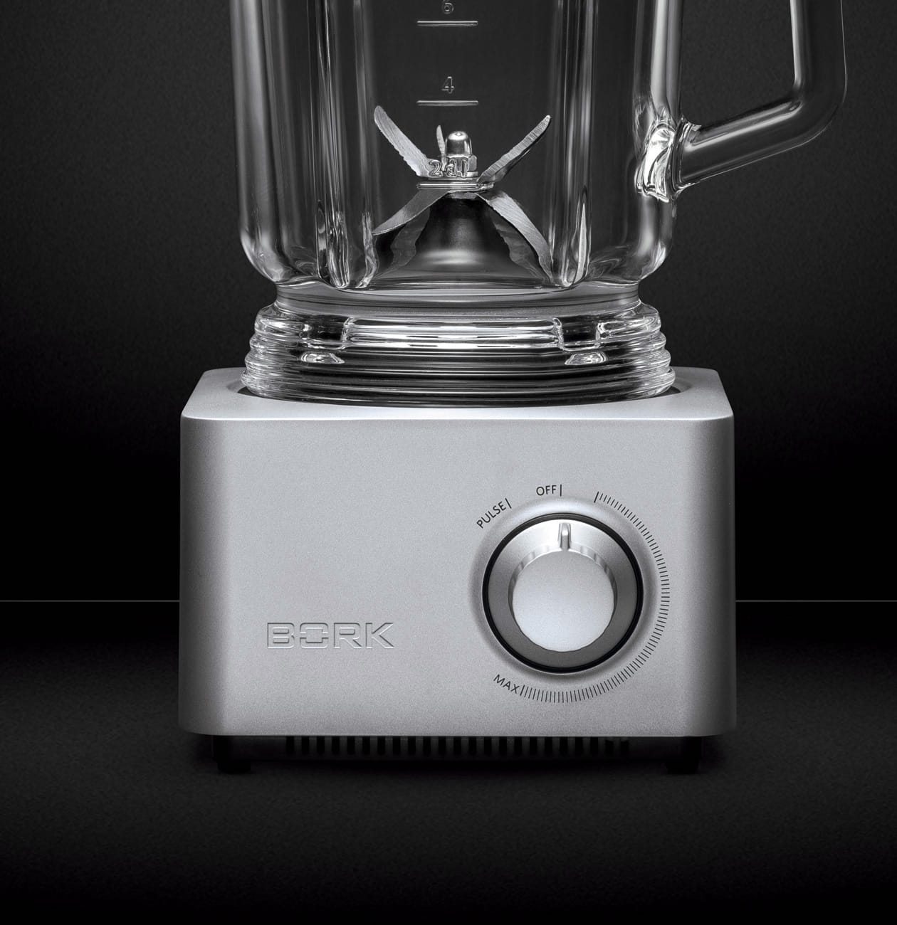 Блендер B780 BORK