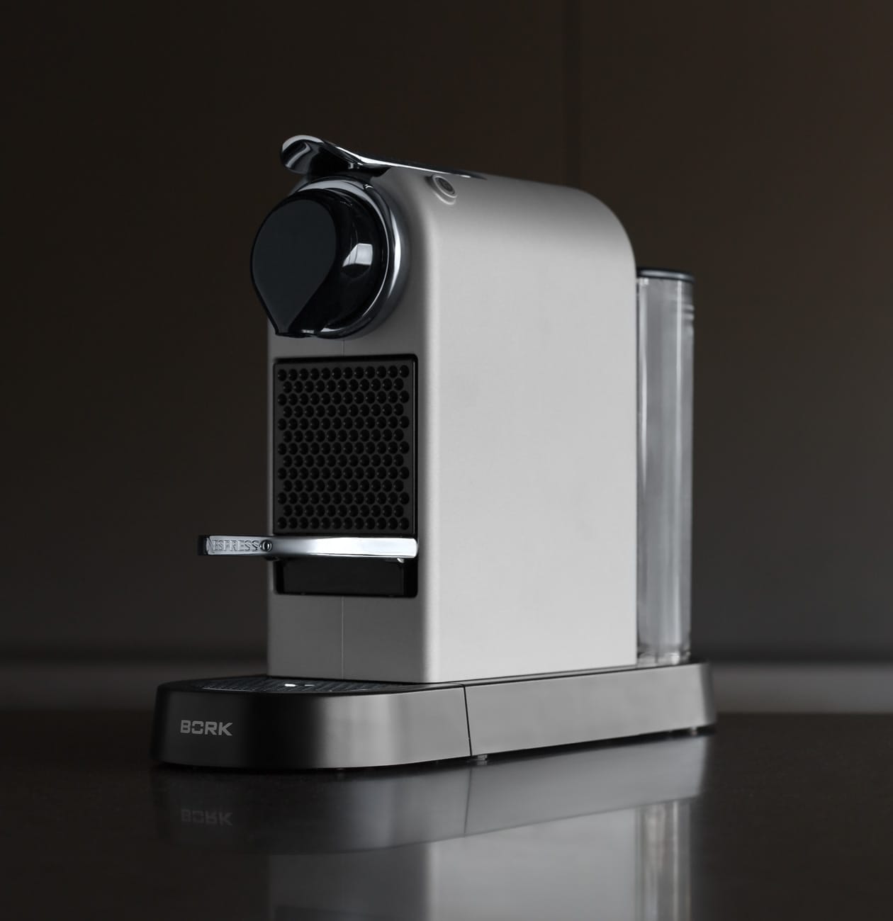 Капсульная кофемашина C532 Silver BORK