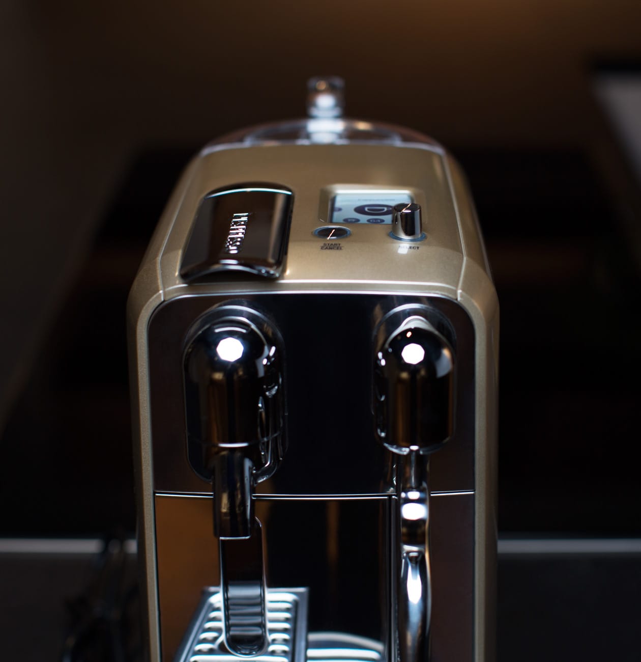 Капсульная кофемашина C730 CH Creatista BORK
