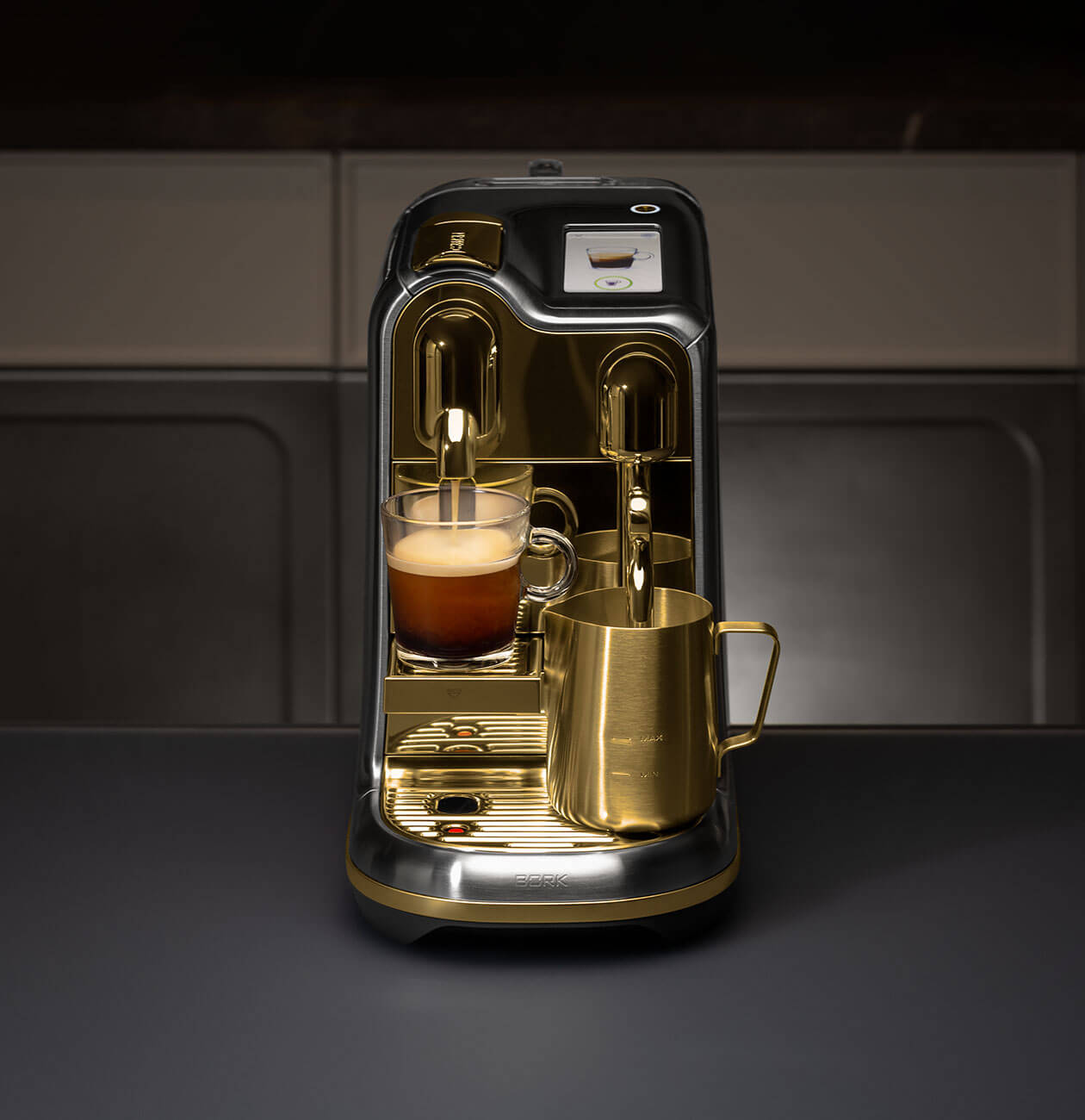 BORK C831 Creatista Pro Gold — купить кофемашину БОРК C831 Creatista Pro  Gold, цена на сайте официального интернет-магазина BORK в Армении