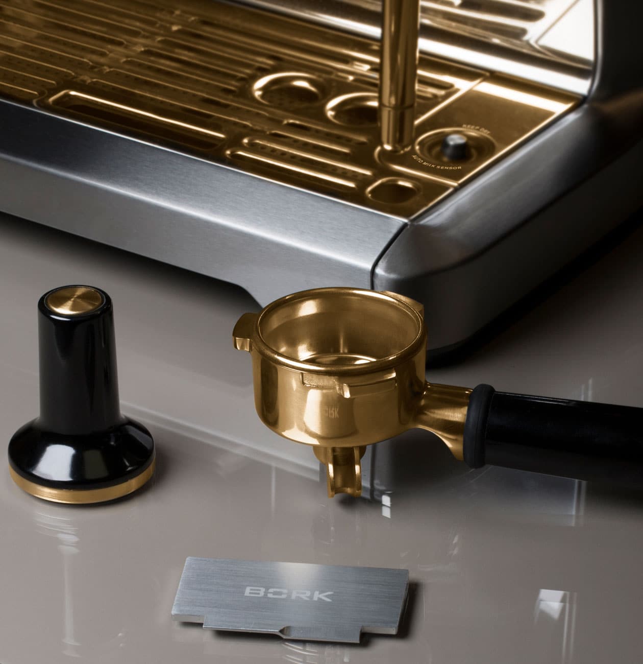 Кофейная станция C802 Gold BORK