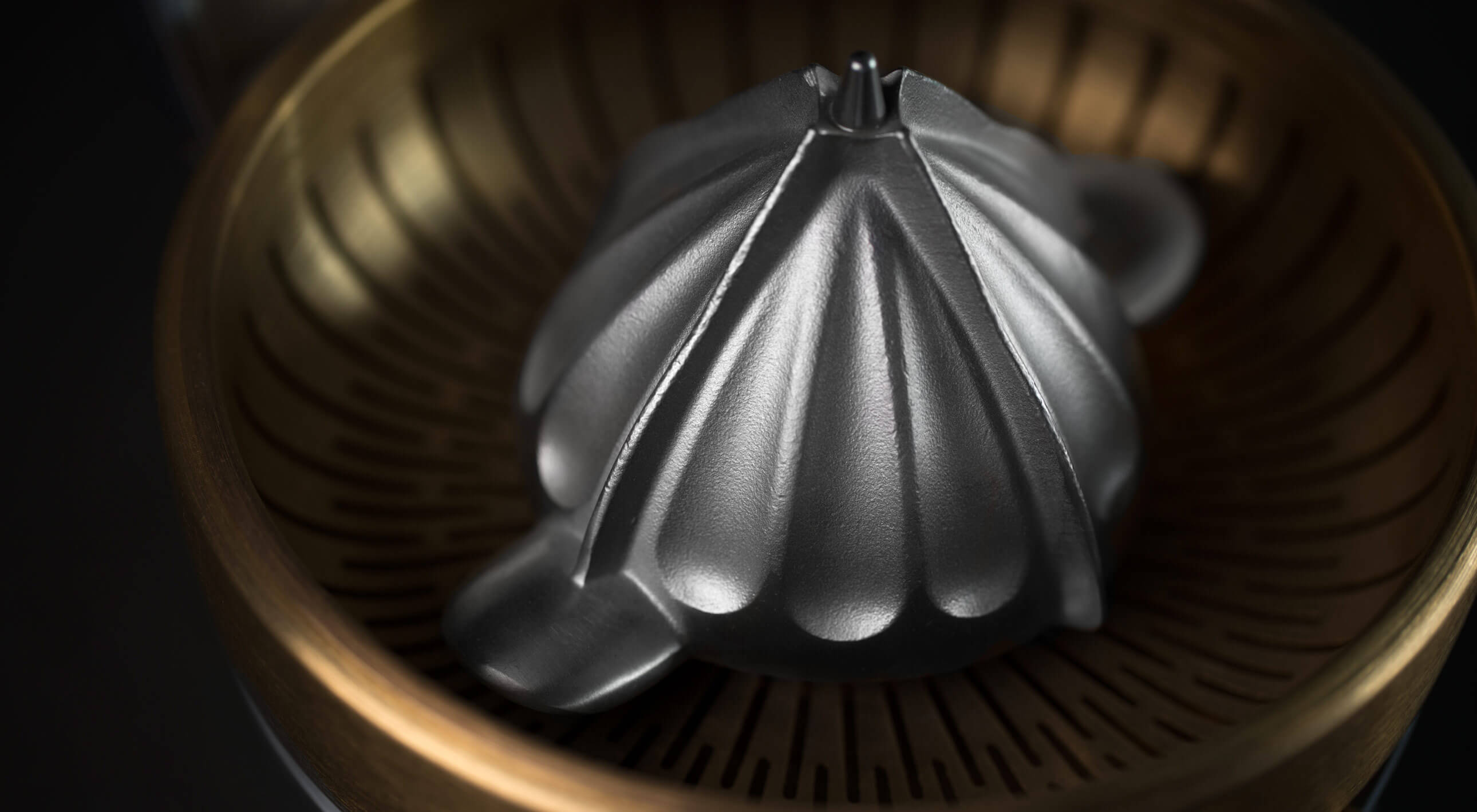 Соковыжиматель BORK Z800 Gold - фото 4