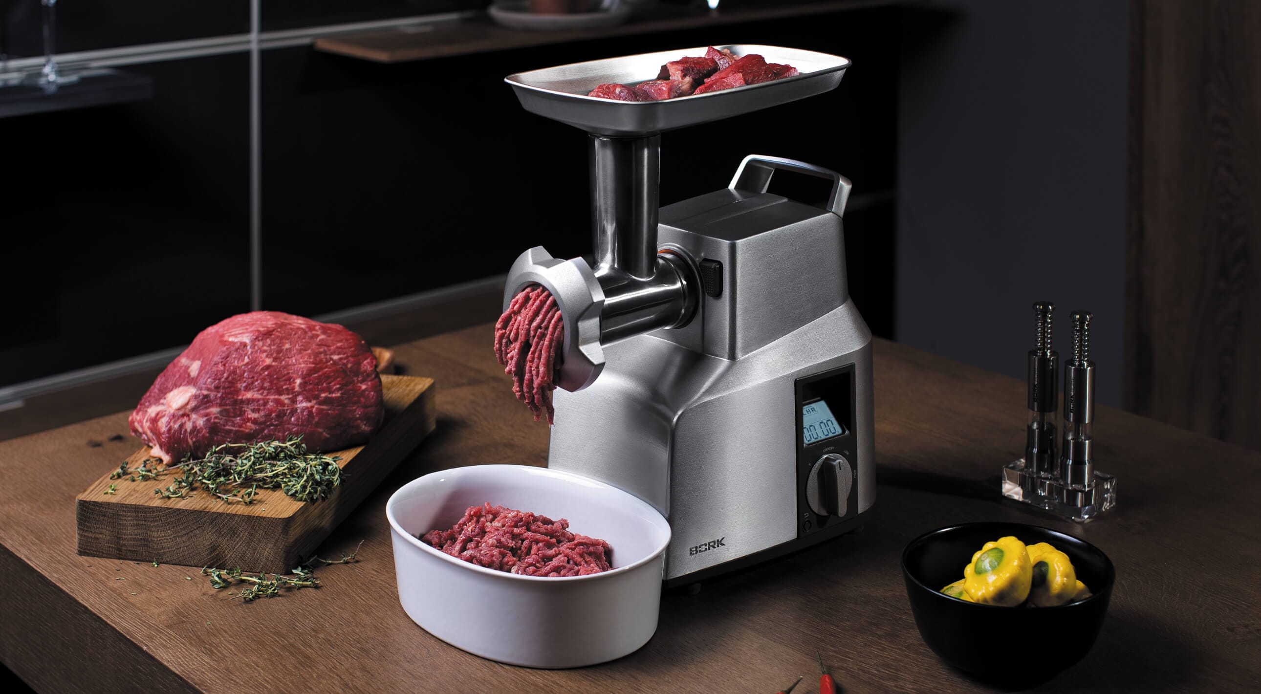 Мясорубка BORK M700 - фото 1